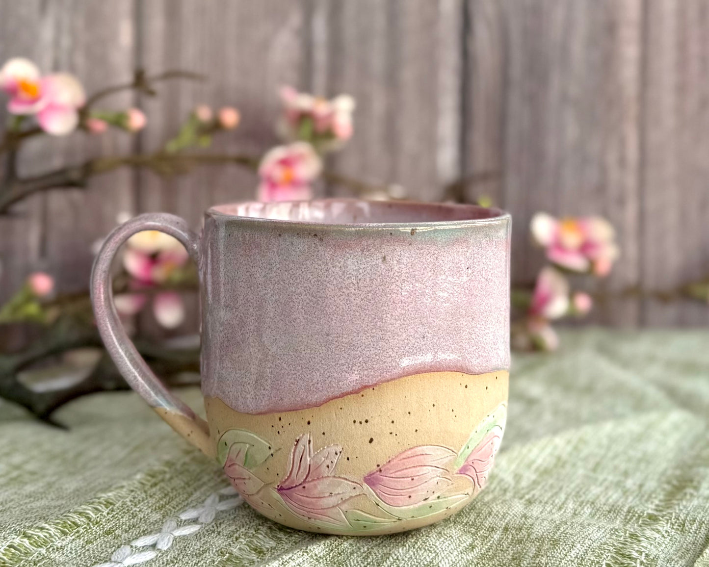 Produktion bis 8 Wochen nach Bestellung |Tasse/ Becher "Magnolien"