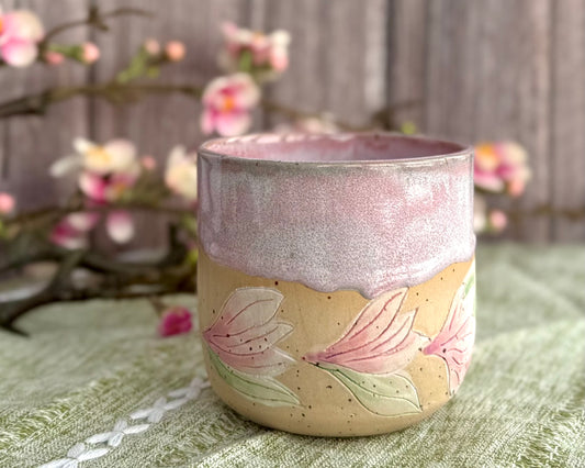 Produktion bis 8 Wochen nach Bestellung |Tasse/ Becher "Magnolien"